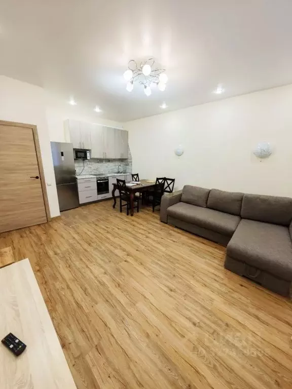 2-к кв. Приморский край, Владивосток Алеутская ул., 17А (63.0 м) - Фото 1