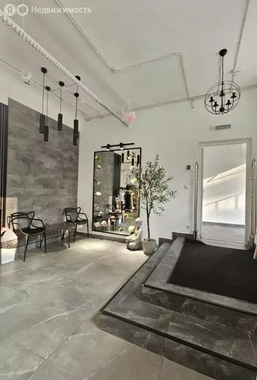 Торговая площадь (231.3 м) - Фото 1