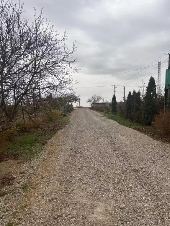 Участок в Крым, Сакский район, с. Митяево ул. Спортивная (12.0 сот.) - Фото 0