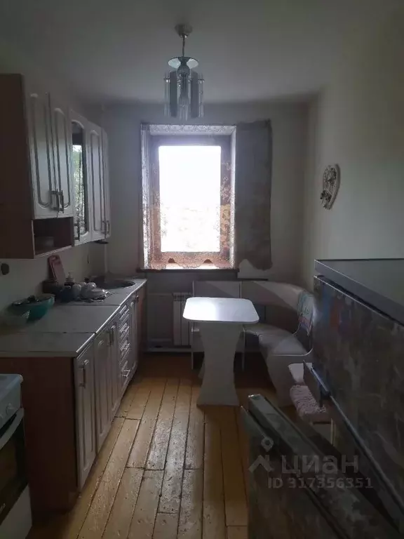 3-к кв. Кемеровская область, Кемерово ул. Спартака, 24 (72.0 м) - Фото 0