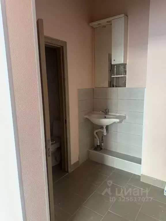 Помещение свободного назначения в Краснодарский край, Краснодар ул. ... - Фото 2