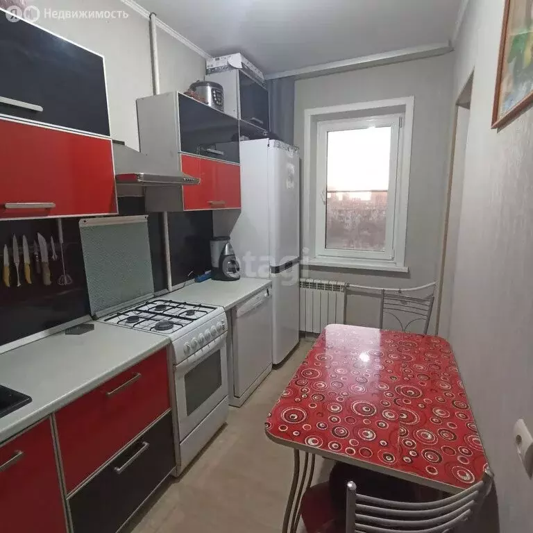3-комнатная квартира: Астрахань, Курская улица, 80 (63.5 м) - Фото 0