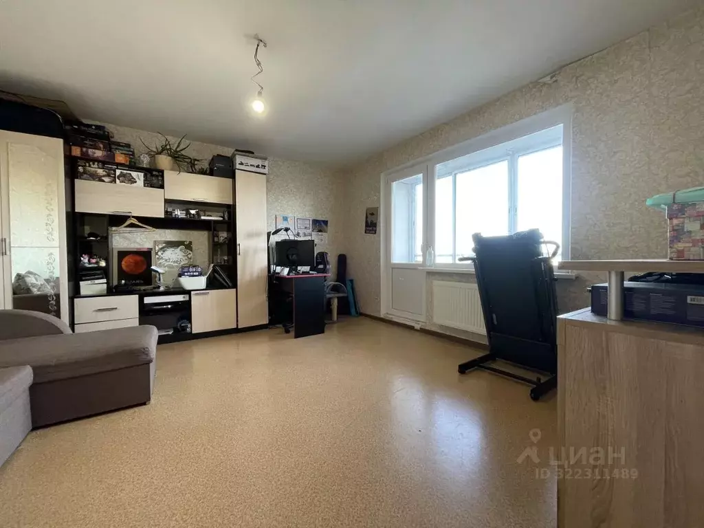 1-к кв. Калининградская область, Калининград Осенняя ул., 40 (33.2 м) - Фото 1