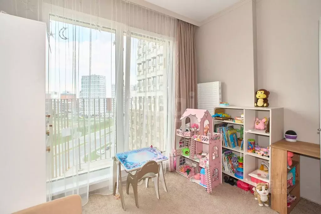 2-к кв. Тюменская область, Тюмень ул. Фармана Салманова, 3 (55.3 м) - Фото 1
