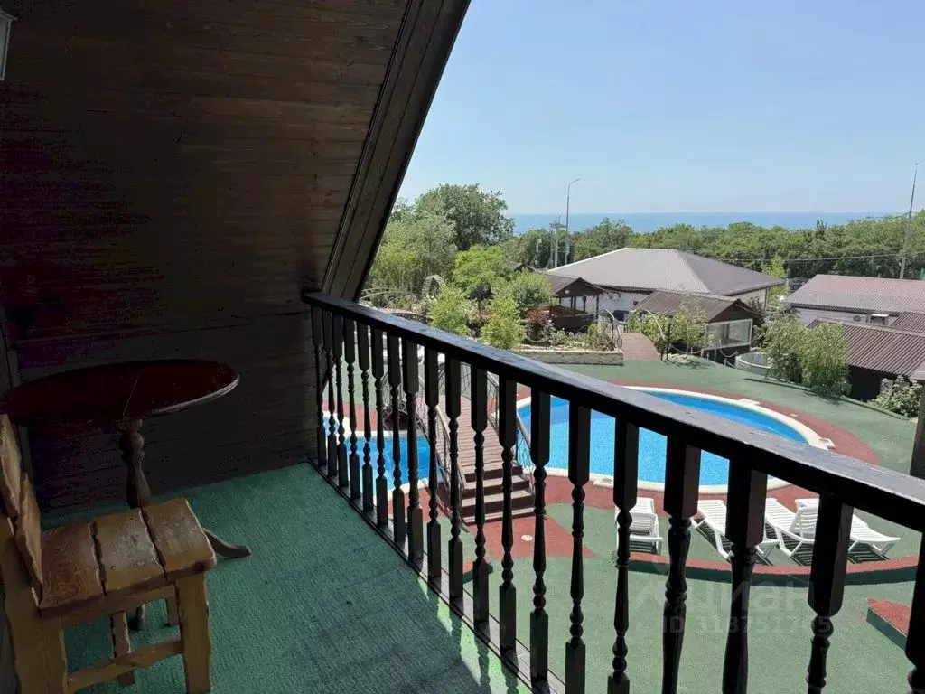 Дом в Краснодарский край, Геленджик городской округ, с. Кабардинка ул. ... - Фото 1