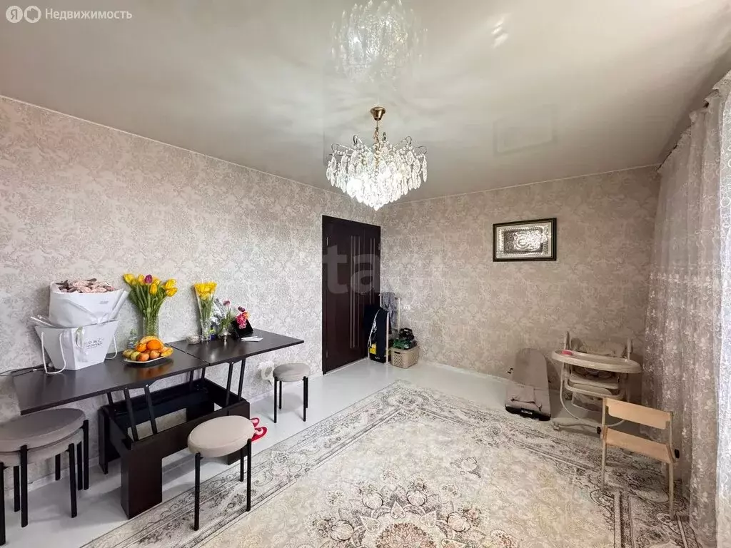 2-комнатная квартира: Симферополь, улица Маршала Жукова, 17 (51.8 м) - Фото 1