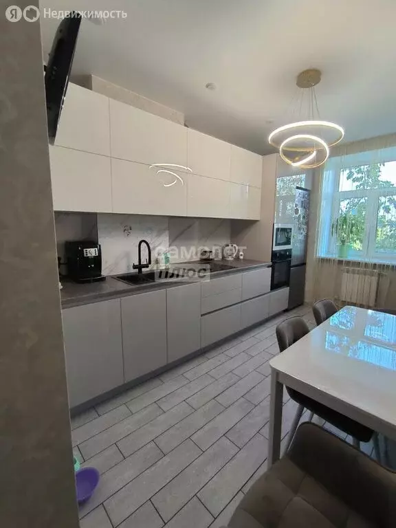 2-комнатная квартира: Омск, улица 27-я Линия, 16А (62 м) - Фото 2