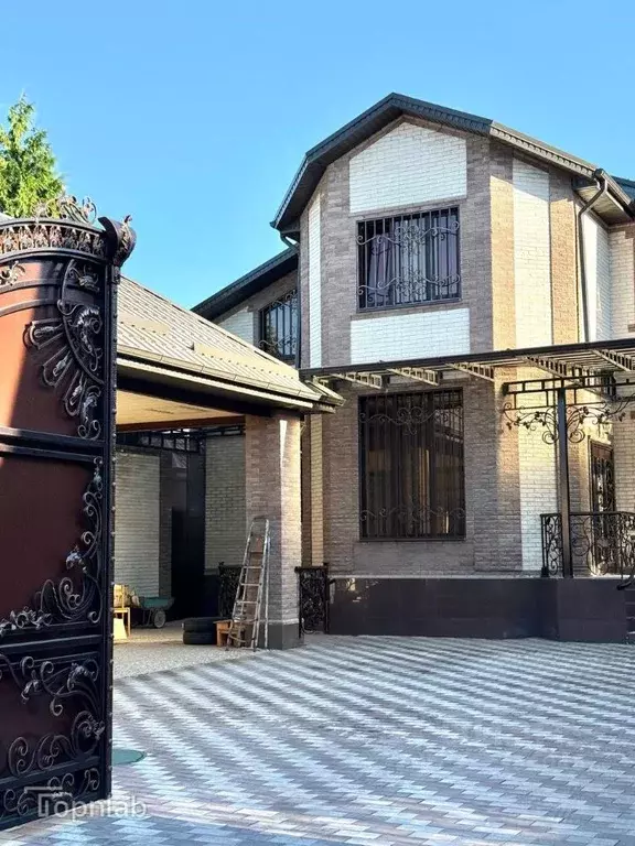 Дом в Кабардино-Балкария, Нальчик пл. 400-летия (520 м) - Фото 2