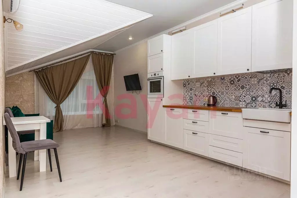 2-к кв. Краснодарский край, Геленджик Верхняя ул., 4к7 (94.0 м) - Фото 1