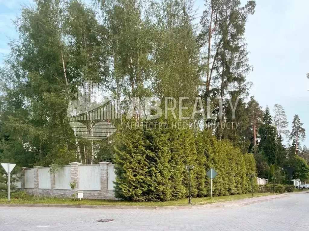 Участок в Московская область, Одинцовский городской округ, пос. ... - Фото 0