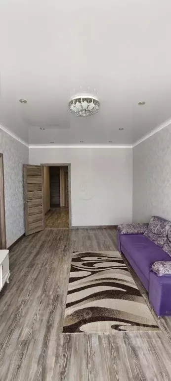 2-к кв. Карачаево-Черкесия, Черкесск ул. Космонавтов, 100 (68.0 м) - Фото 0