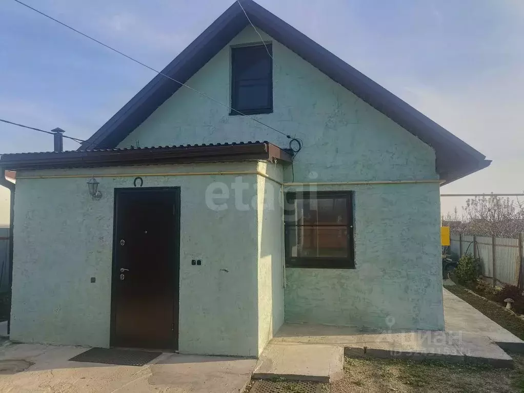 Дом в Краснодарский край, Темрюкский район, Ахтанизовское с/пос, пос. ... - Фото 1