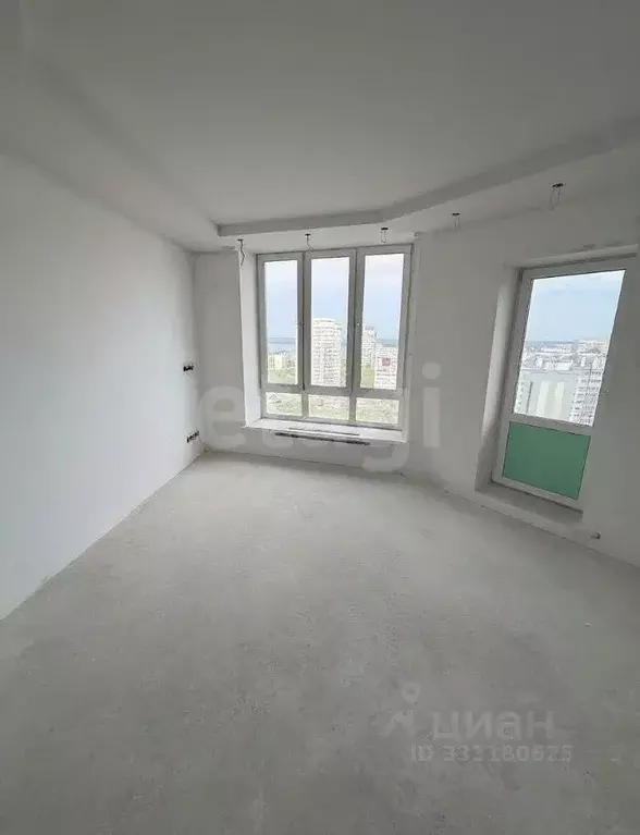 3-к кв. Чувашия, Чебоксары ул. Калинина, 91 (81.0 м) - Фото 1