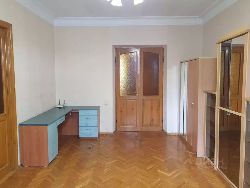 3-к кв. Севастополь ул. Ленина, 33 (70.0 м) - Фото 1