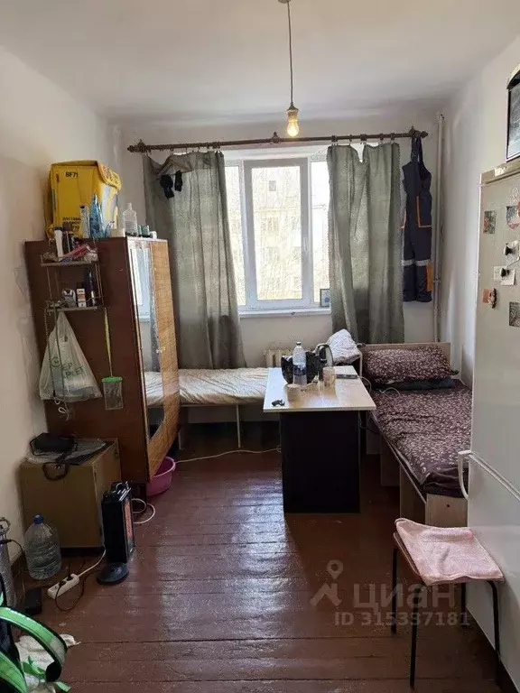 Комната Свердловская область, Екатеринбург ул. Малышева, 138 (14.4 м) - Фото 1