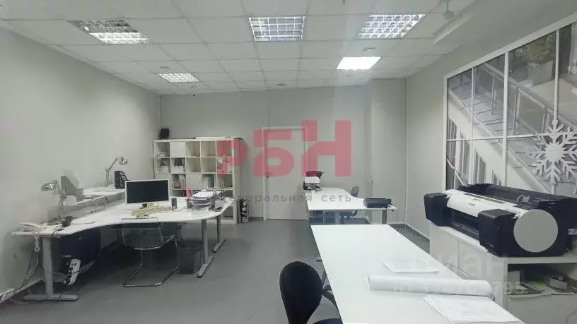 Офис в Самарская область, Самара ул. Водников, 26 (40 м) - Фото 1