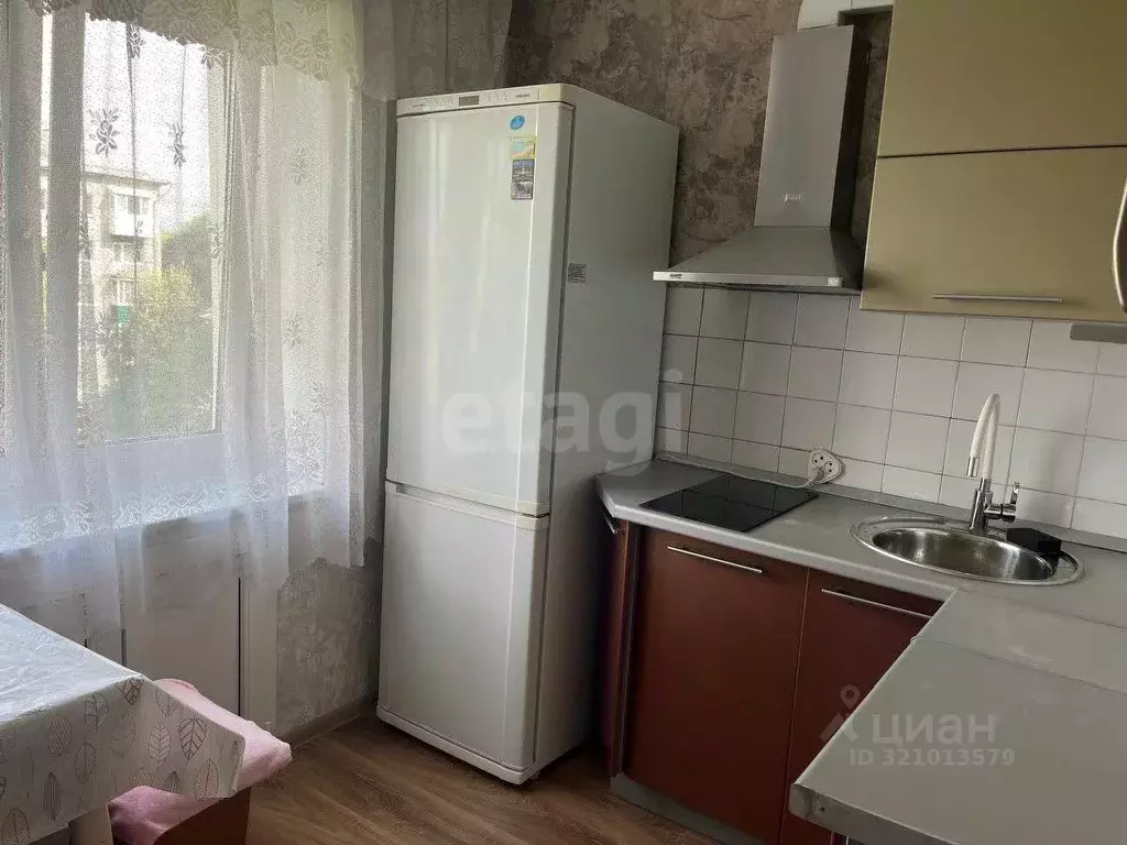 1-к кв. Кемеровская область, Новокузнецк Народная ул., 15 (30.3 м) - Фото 0