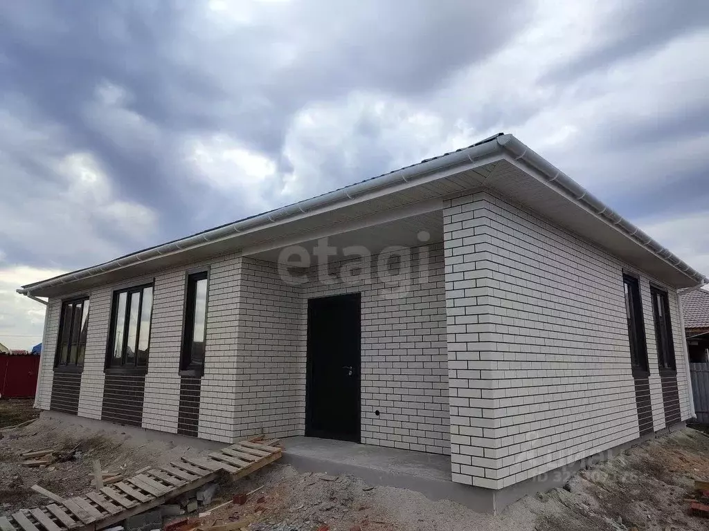 Дом в Тюменская область, Тюменский муниципальный округ, д. Молчанова  ... - Фото 1