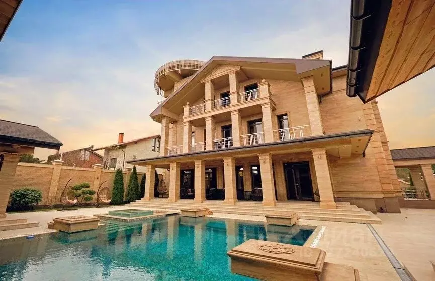 Дом в Московская область, Красногорск Опалиха мкр, ул. Полякова (1348 ... - Фото 1