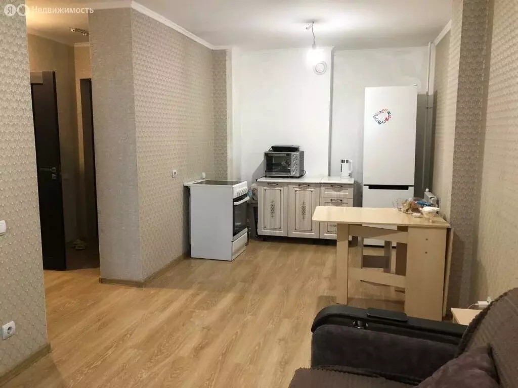 2-комнатная квартира: Барнаул, улица Никитина, 107 (35.2 м) - Фото 0