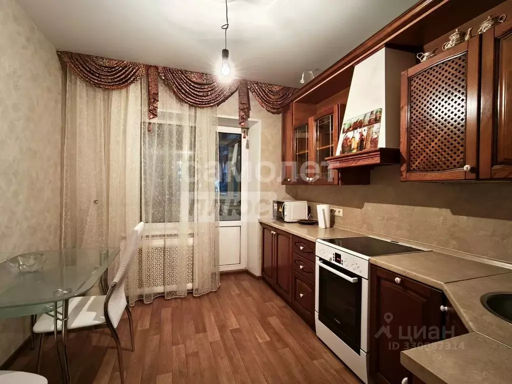 4-к кв. Ямало-Ненецкий АО, Ноябрьск Советская ул., 74 (87.8 м) - Фото 1