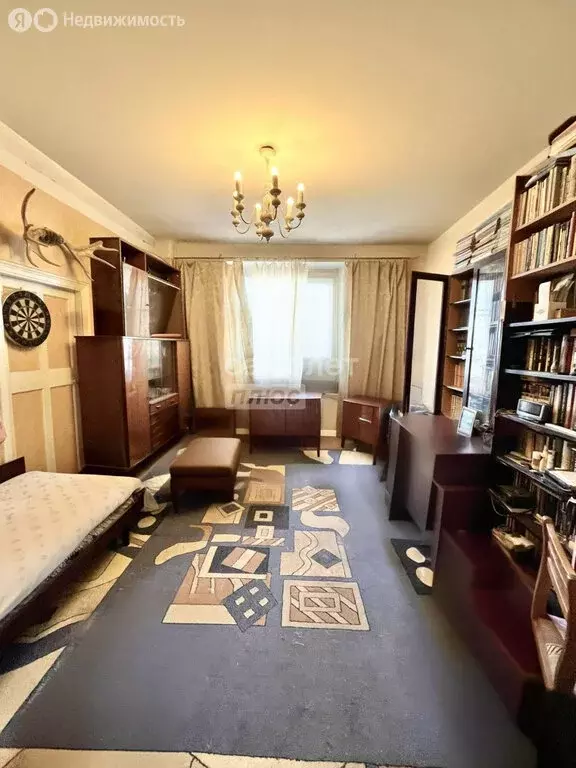 2-комнатная квартира: Каменск-Уральский, улица Пугачёва, 44 (57 м) - Фото 1