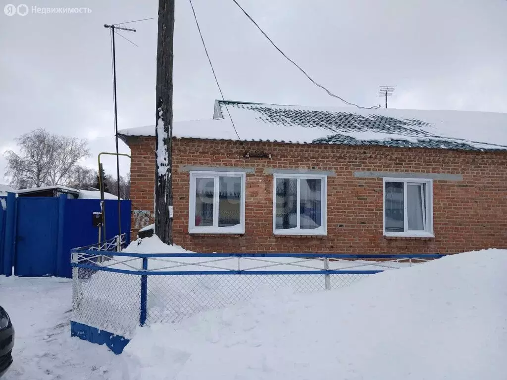 Дом в село Казанское, Октябрьская улица (88 м) - Фото 2