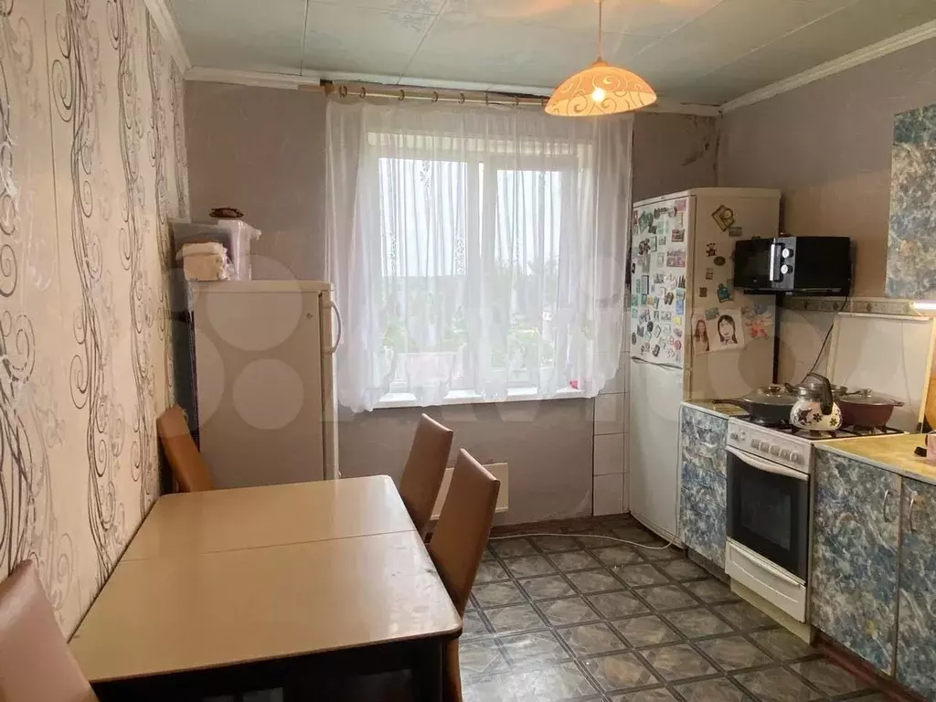 3-к. квартира, 71м, 3/3эт. - Фото 0