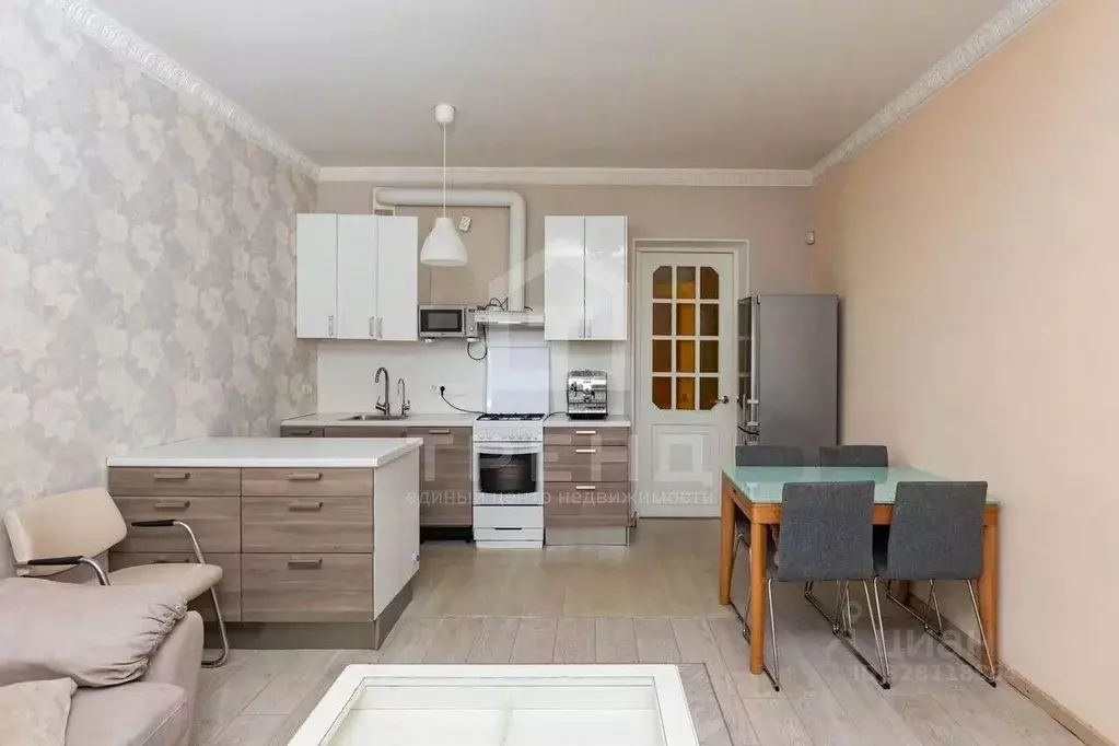 3-к кв. Санкт-Петербург пос. Песочный, Ленинградская ул., 44 (73.4 м) - Фото 1