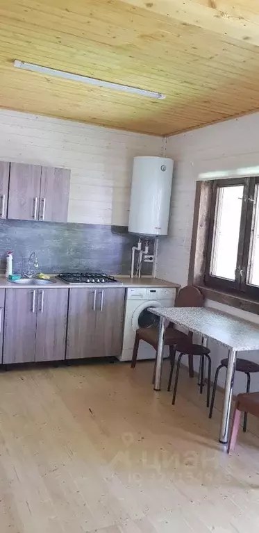 Дом в Краснодарский край, Геленджик Октябрьская ул. (50 м) - Фото 2