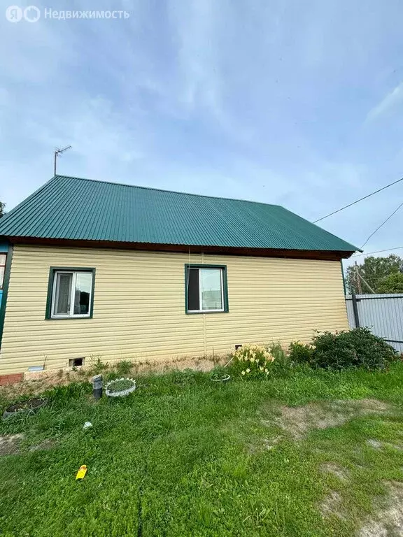 Дом в Тюменская область, Ялуторовский муниципальный округ, село ... - Фото 1