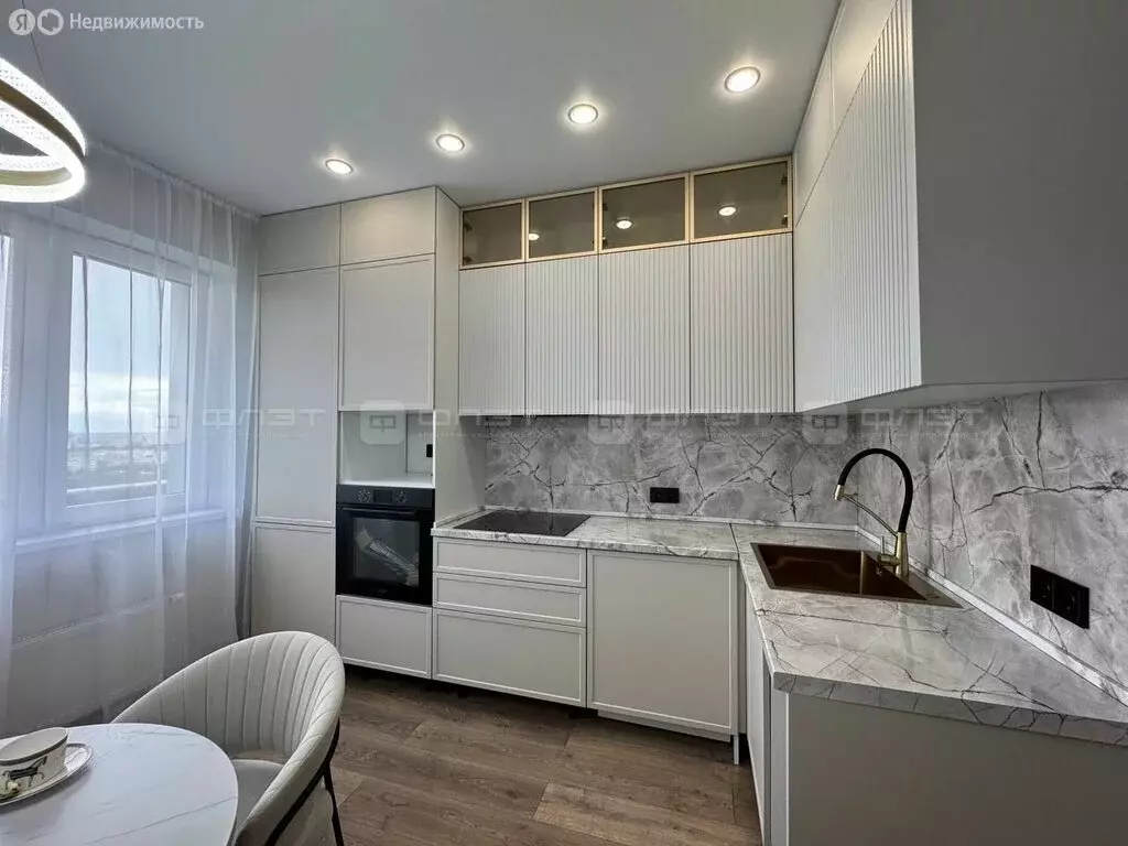 1-комнатная квартира: Казань, улица Адоратского, 11 (33 м) - Фото 2