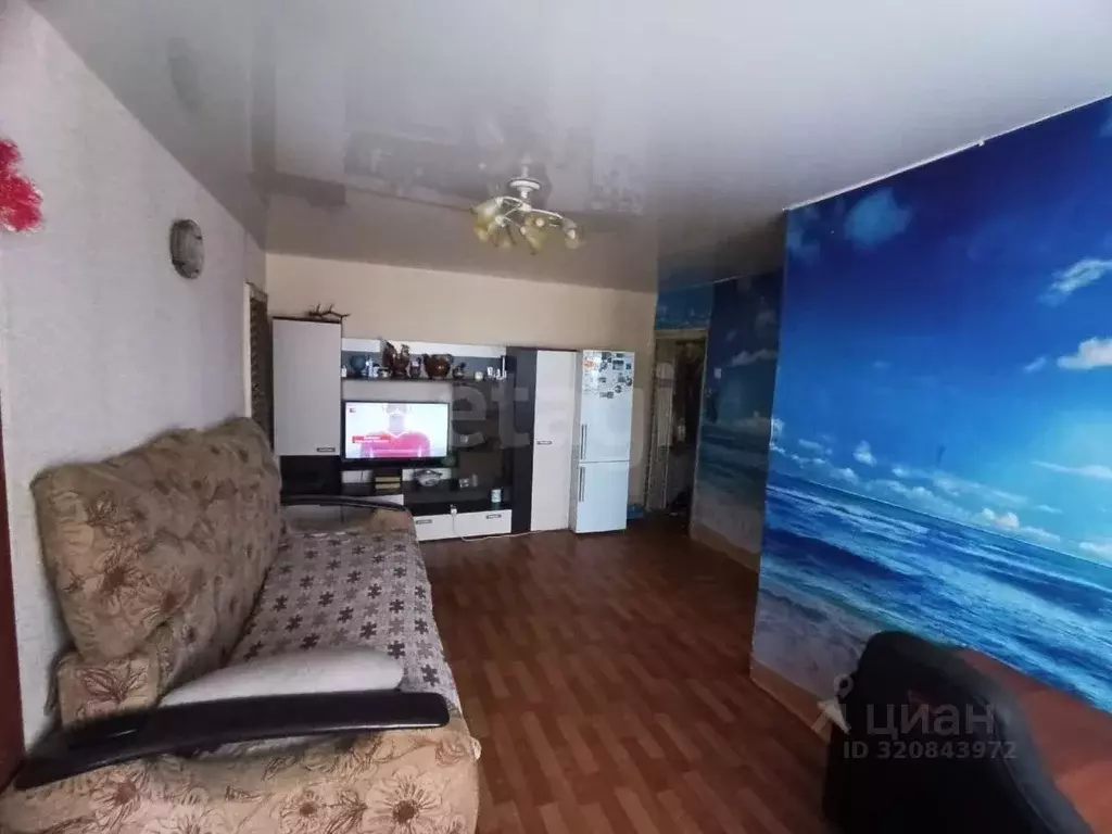 2-к кв. Свердловская область, Свободный пгт ул. Ленина, 14 (41.9 м) - Фото 1