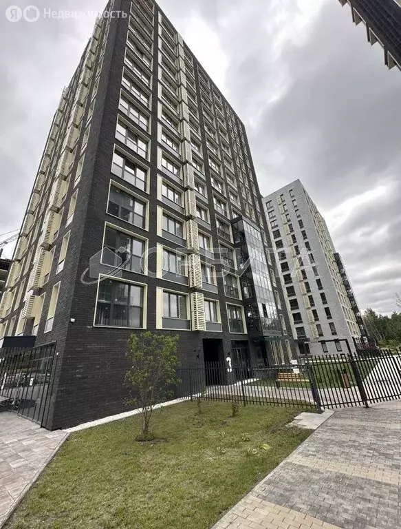 2-комнатная квартира: Дударева, улица Сергея Джанбровского, 17к1 (66.5 ... - Фото 0