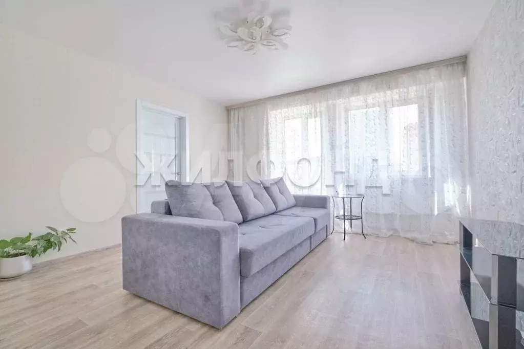3-к. квартира, 76 м, 4/21 эт. - Фото 0
