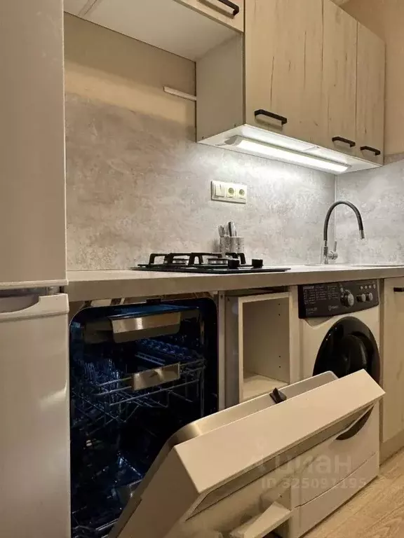 2-к кв. Москва ул. Маршала Бирюзова, 13 (35.0 м) - Фото 2