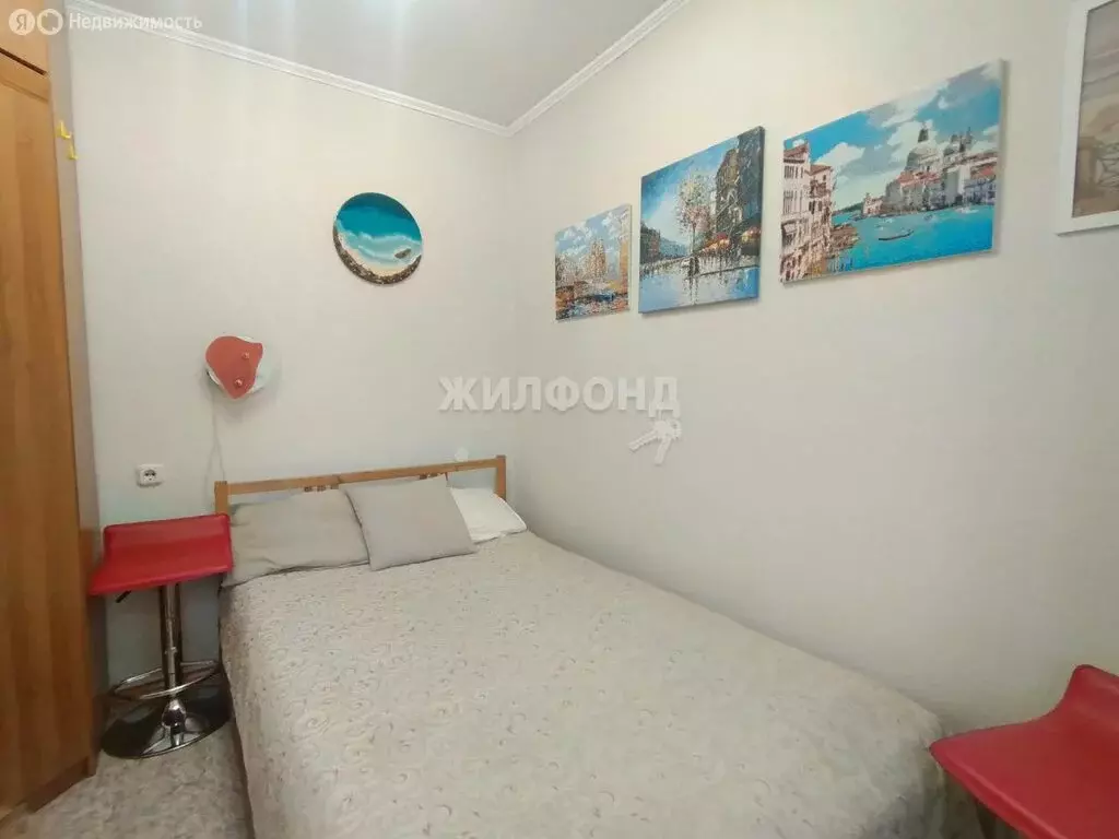 3-комнатная квартира: Новосибирск, проспект Дзержинского, 17 (45.4 м) - Фото 1