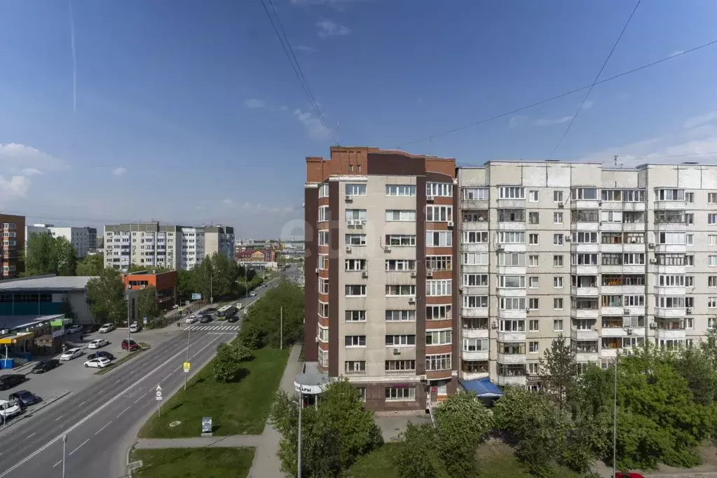 4-к кв. Тюменская область, Тюмень Восточный мкр, ул. Моторостроителей, ... - Фото 1