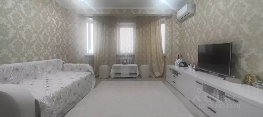 2-к кв. Ростовская область, Волгодонск просп. Строителей, 2 (54.7 м) - Фото 0