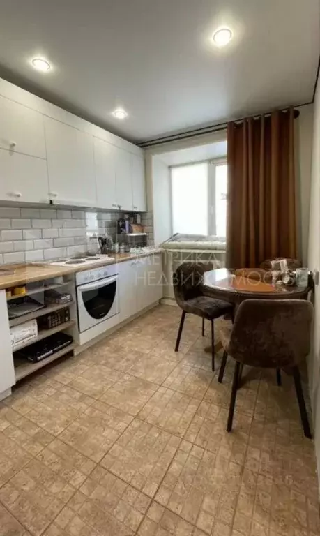 1-к кв. Тюменская область, Тюмень ул. Василия Гольцова, 8 (33.8 м) - Фото 1