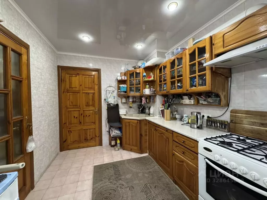 2-к кв. Крым, Симферополь ул. Куйбышева (66.7 м) - Фото 1