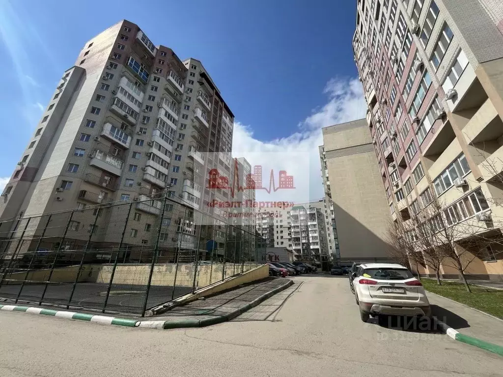 2-к кв. Саратовская область, Саратов Университетская ул., 59Ак2 (56.2 ... - Фото 0