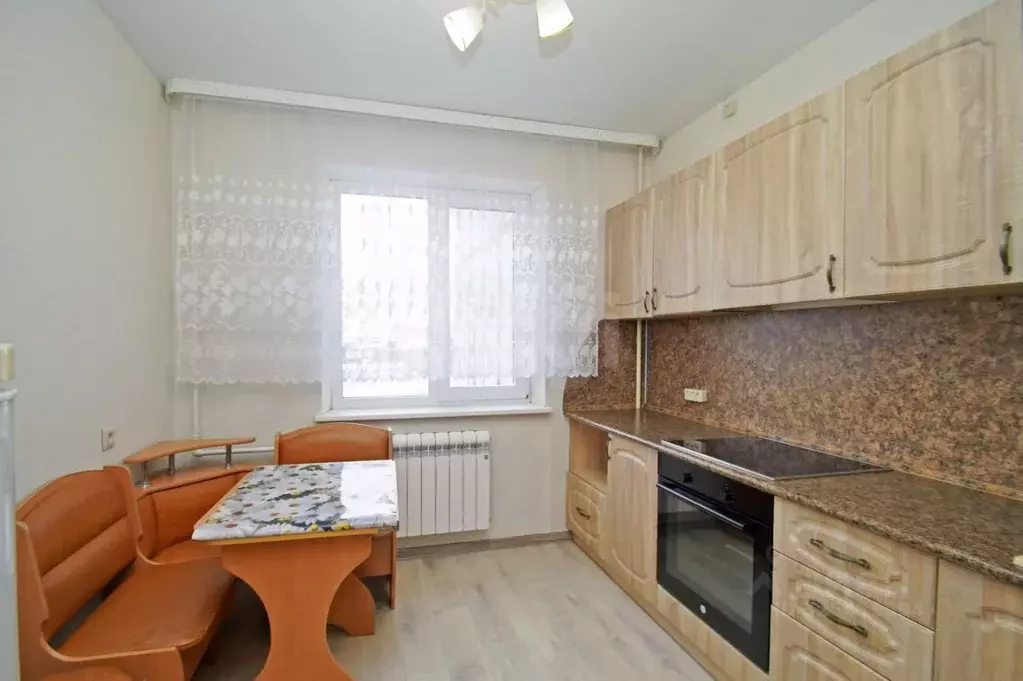 2-к кв. Омская область, Омск ул. Богдана Хмельницкого, 38 (50.7 м) - Фото 1