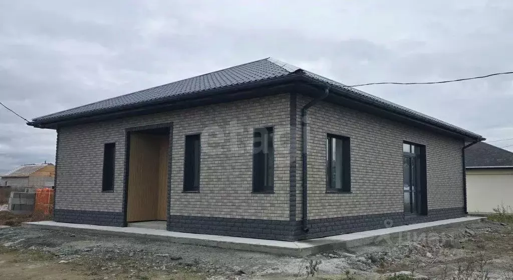 Дом в Сахалинская область, Анивский городской округ, с. Новотроицкое ... - Фото 1