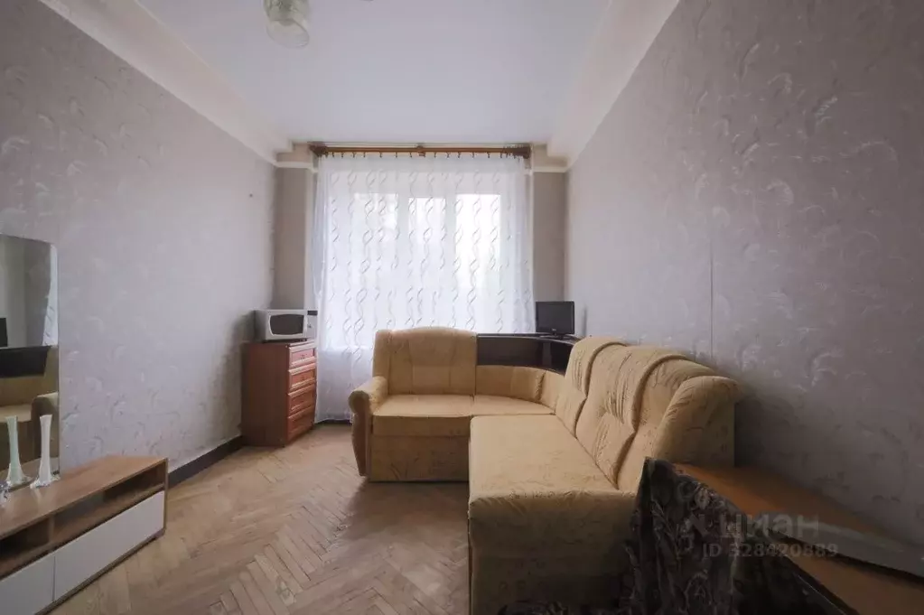 Комната Санкт-Петербург Каменноостровский просп., 81Г (17.0 м) - Фото 1