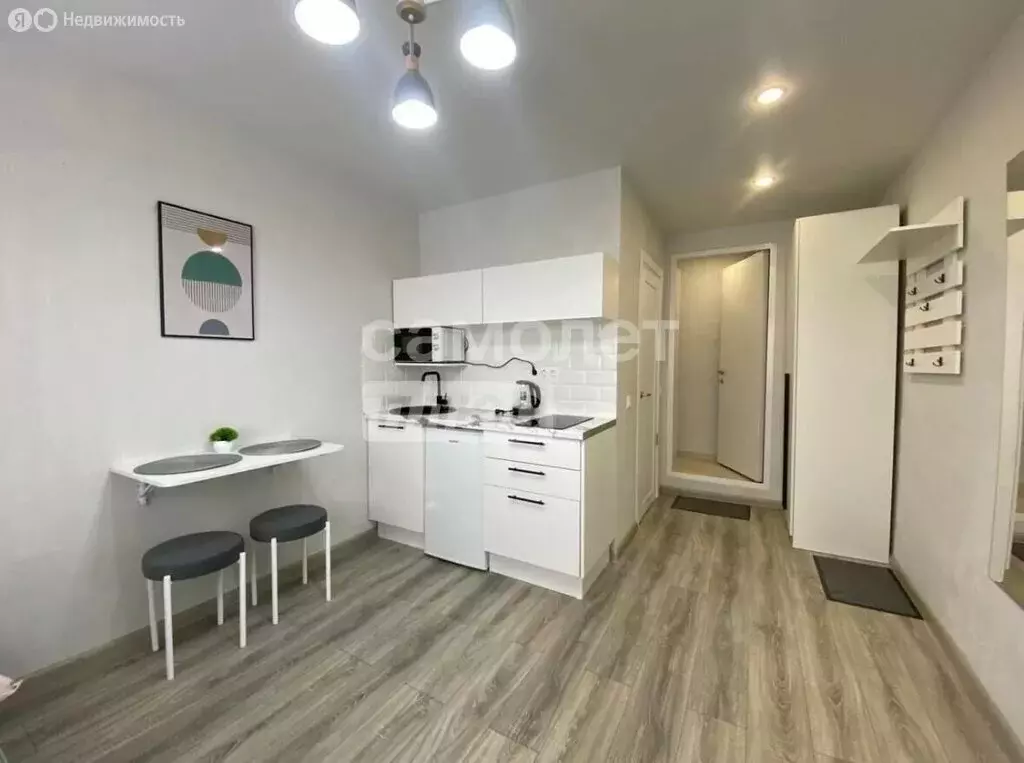 4-комнатная квартира: Москва, Клинская улица, 9 (58 м) - Фото 1