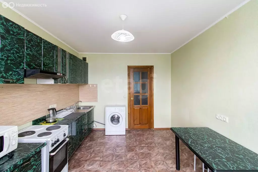 2-комнатная квартира: Тюмень, Холодильная улица, 118 (58.4 м) - Фото 2