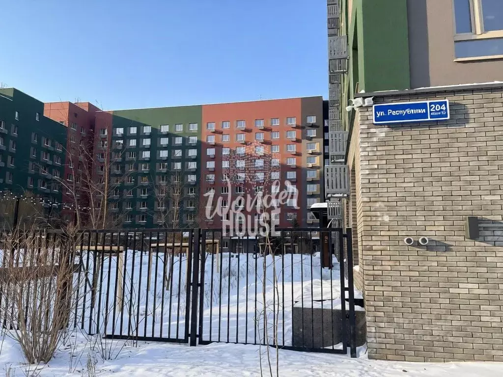 1-к кв. Тюменская область, Тюмень ул. Республики, 204к12 (37.4 м) - Фото 1