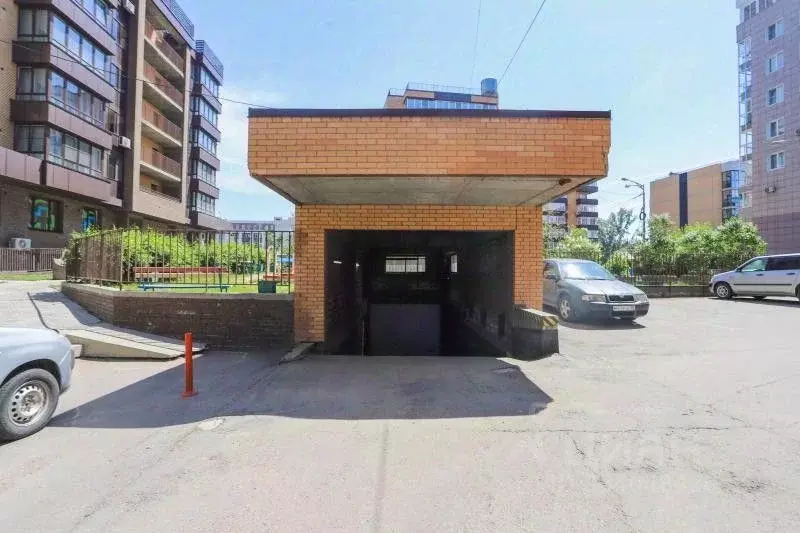 Гараж в Иркутская область, Иркутск ул. Сурикова, 10 (19 м) - Фото 1
