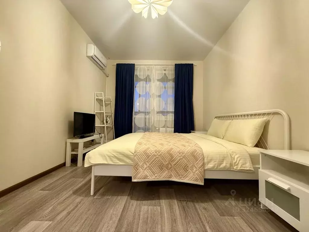 1-к кв. Татарстан, Казань ул. Родины, 33В (36.0 м) - Фото 2